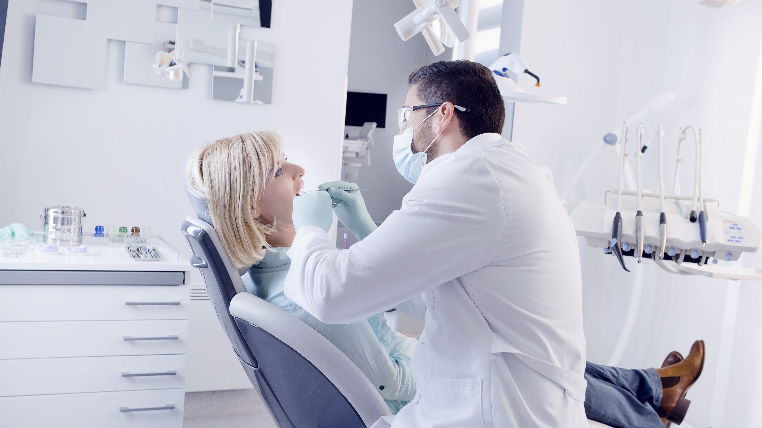 Dentist in Hillside, IL
